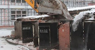Снос гаража и вывоз мусора в Климовске - Быстро и качественно от Сварной-Клс от 2060 рублей