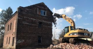 Демонтаж кирпичного дома Климовск, цена от 2936 руб.