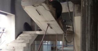 Демонтаж лестницы Климовск, цена от 2936 руб.