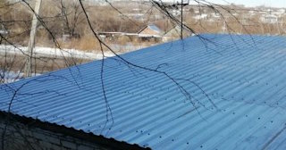 Демонтаж поликарбоната с крыши в Климовске - услуги по доступной цене от 618 рублей